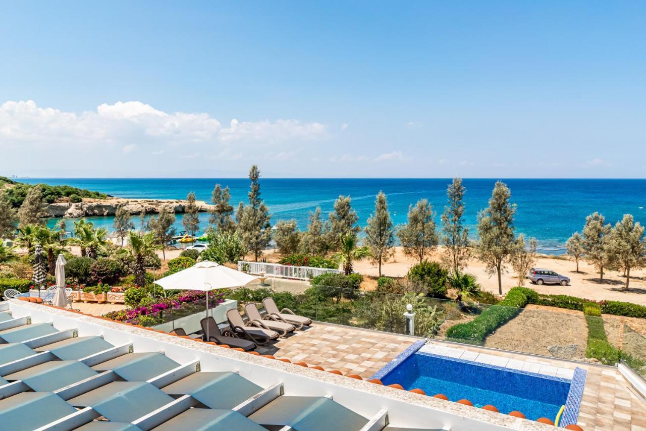 Beach Front Aqua Marina By Ezoria Villas พาราลิมนี ภายนอก รูปภาพ